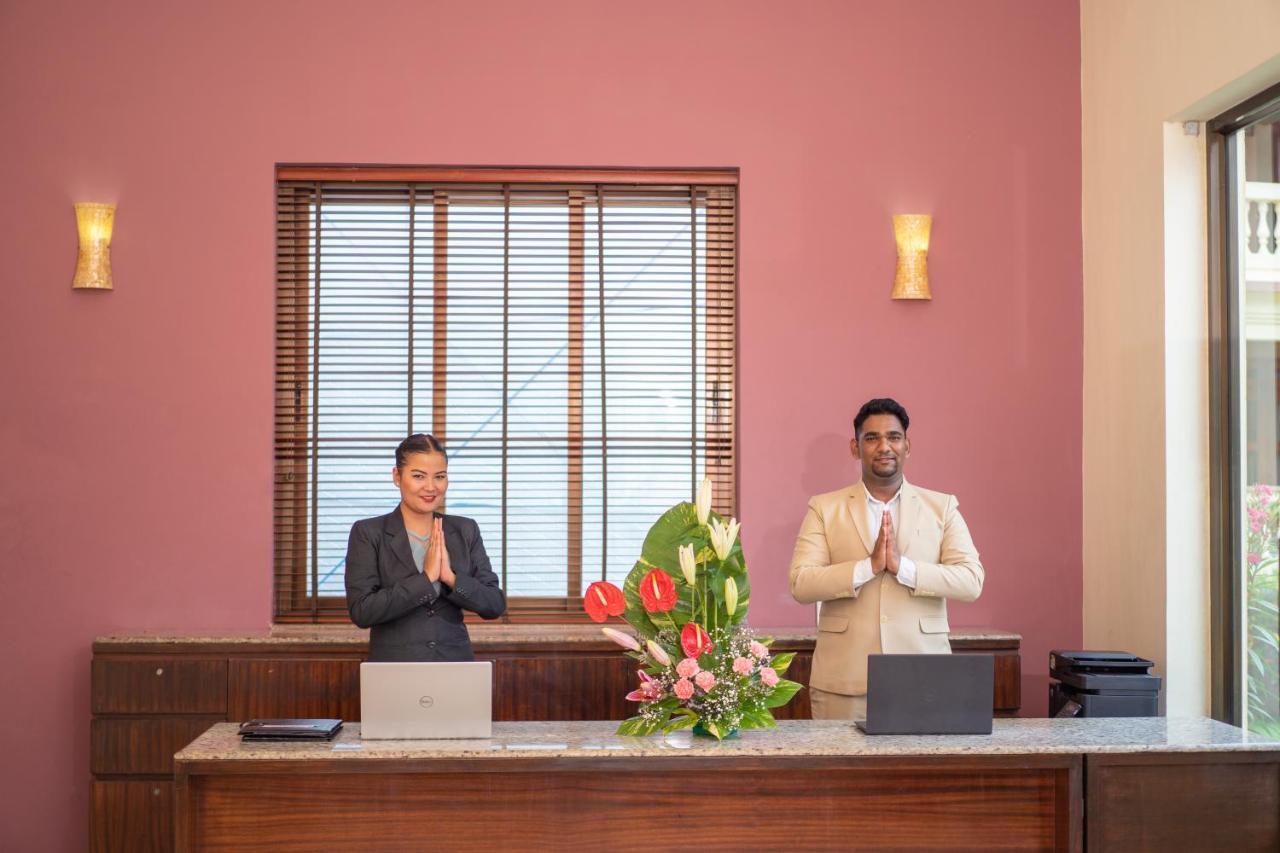 De Mandarin Beach Resort Suites & Villas, Candolim Eksteriør billede