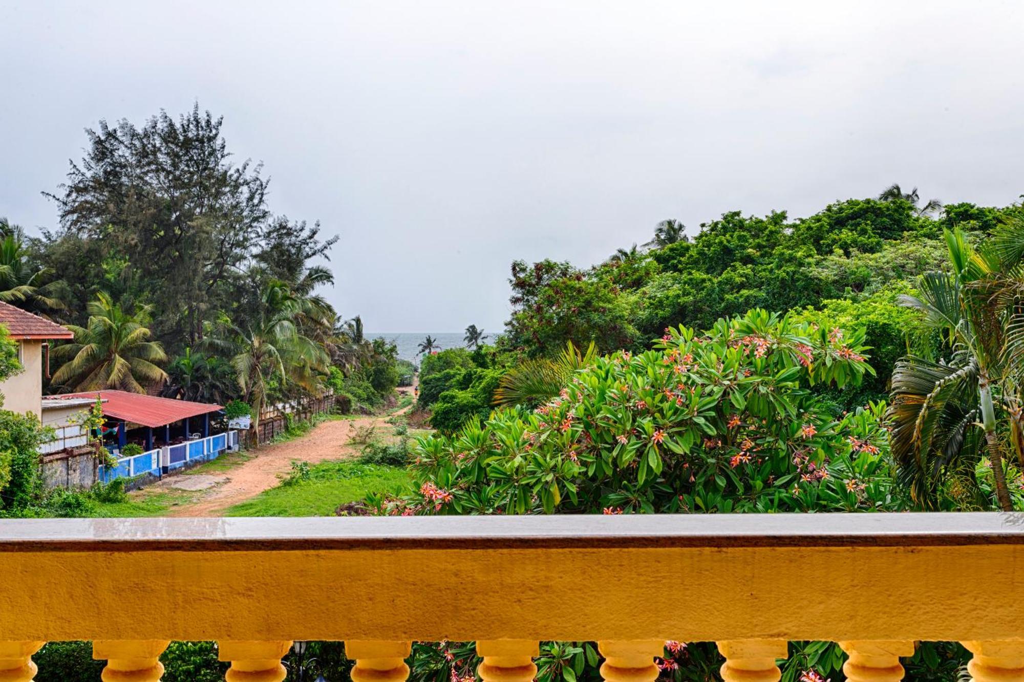 De Mandarin Beach Resort Suites & Villas, Candolim Eksteriør billede