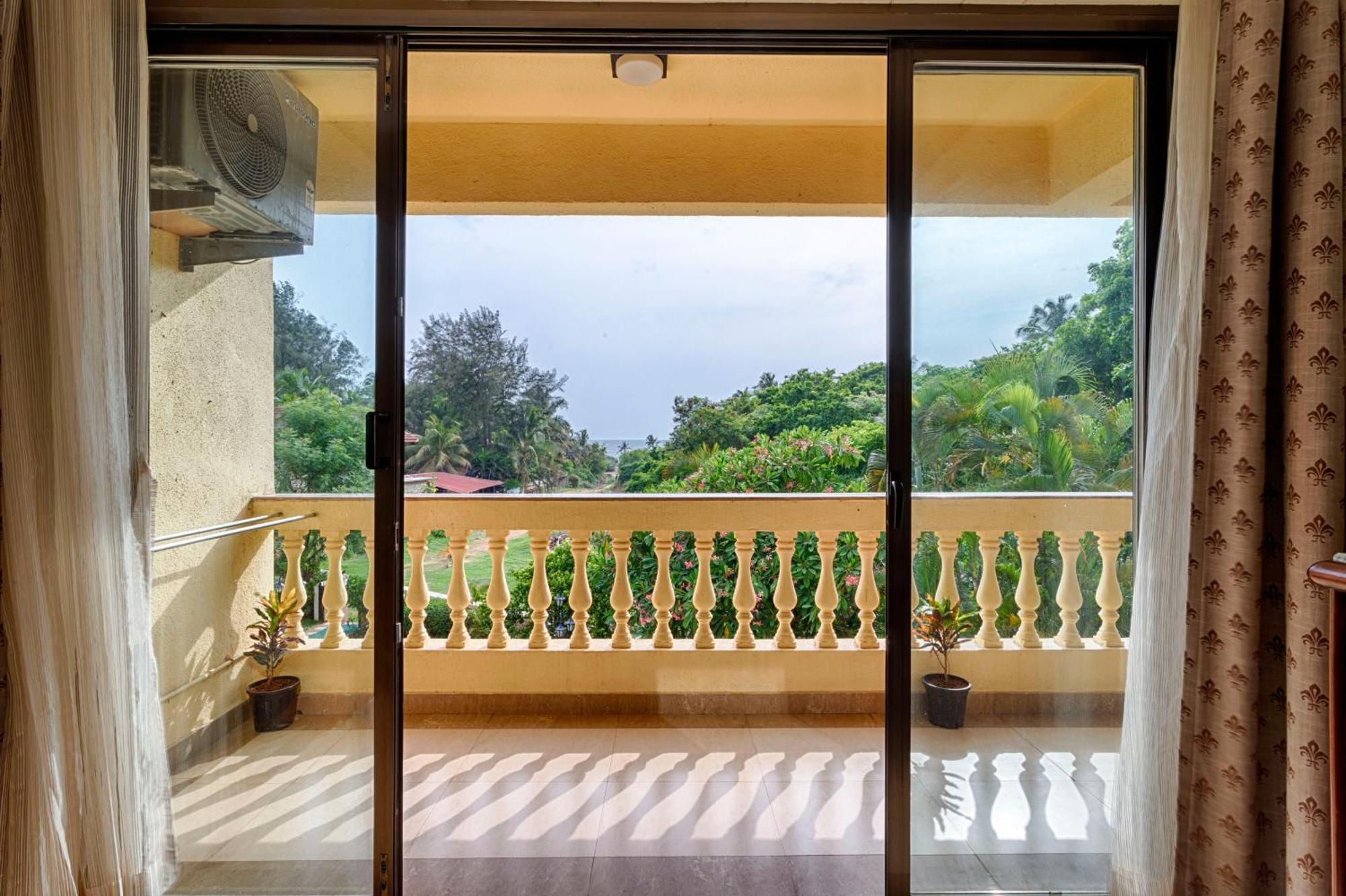 De Mandarin Beach Resort Suites & Villas, Candolim Eksteriør billede